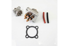 Terminal block for connecting the compressor
